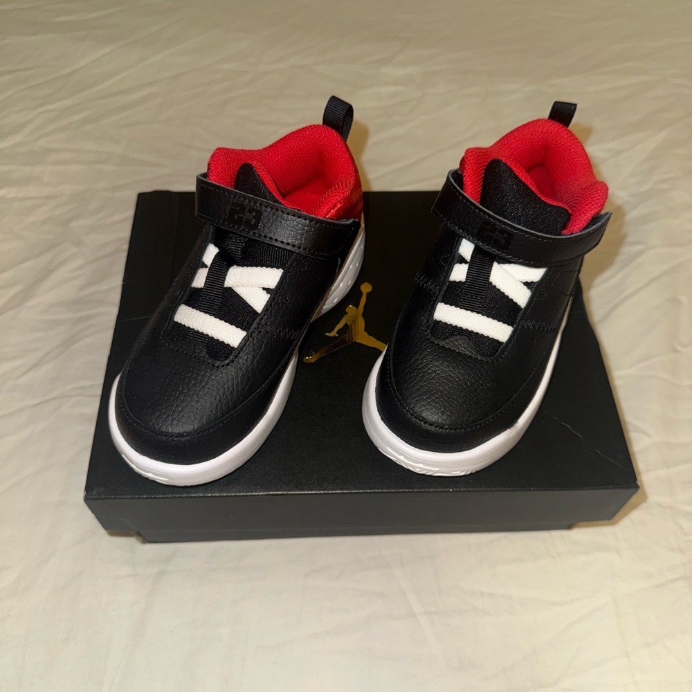 Jordan Kids Black and Red Sneakers
